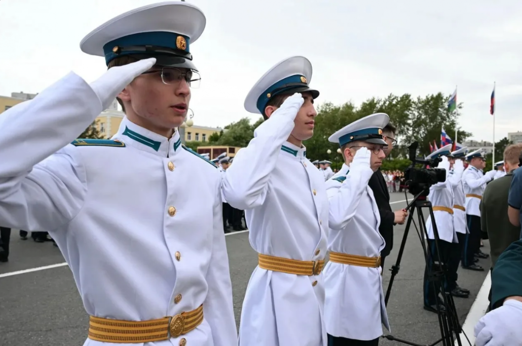 Фото из канала Фуата Сайфитдинова в МАКСе, автор неизвестен
