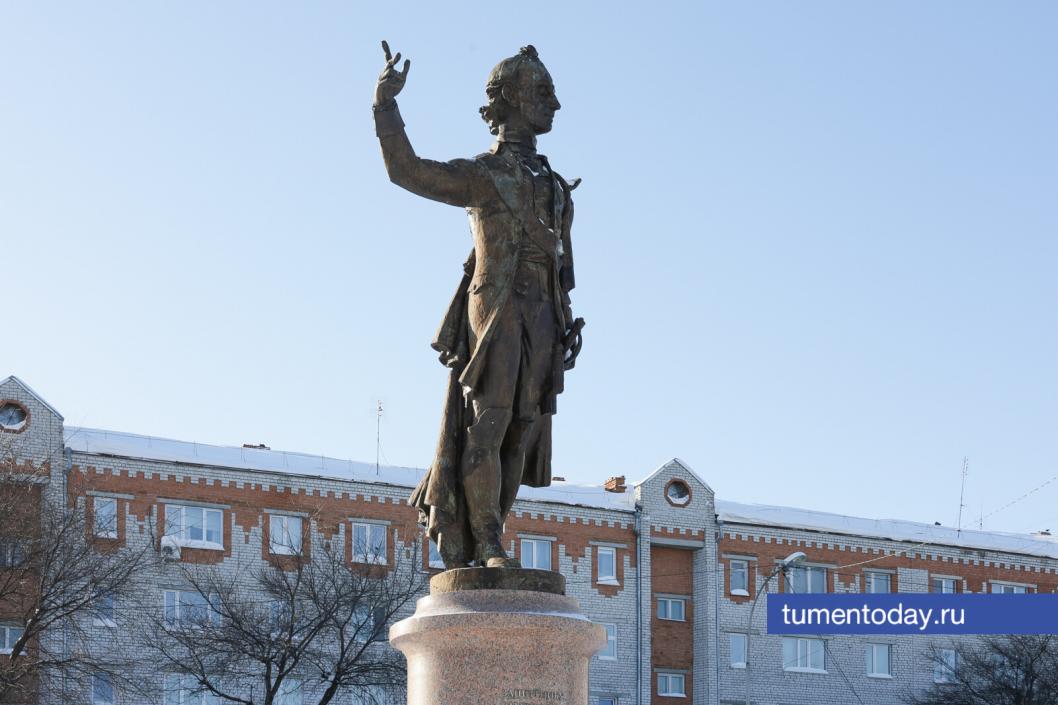 Фото Дениса Моргунова | Памятник Суворову