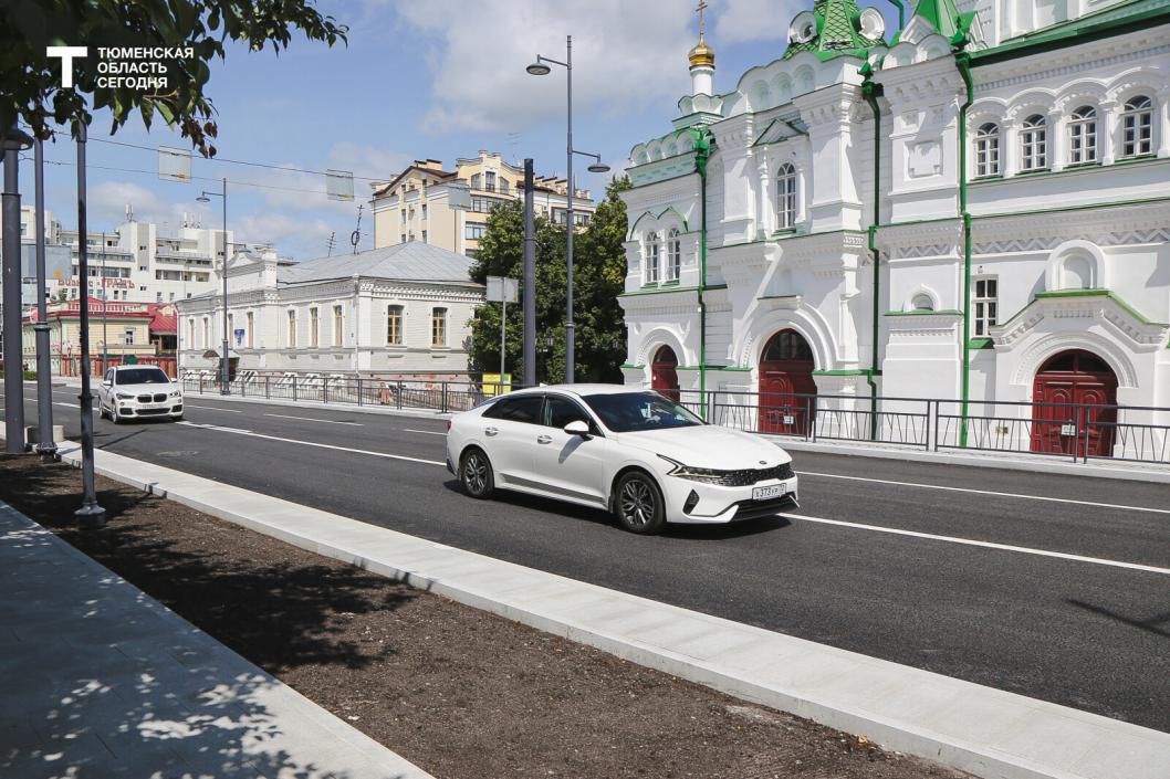 От дорог до киноплощадок: Максим Афанасьев отчитался за 2025 год перед депутатами гордумы
