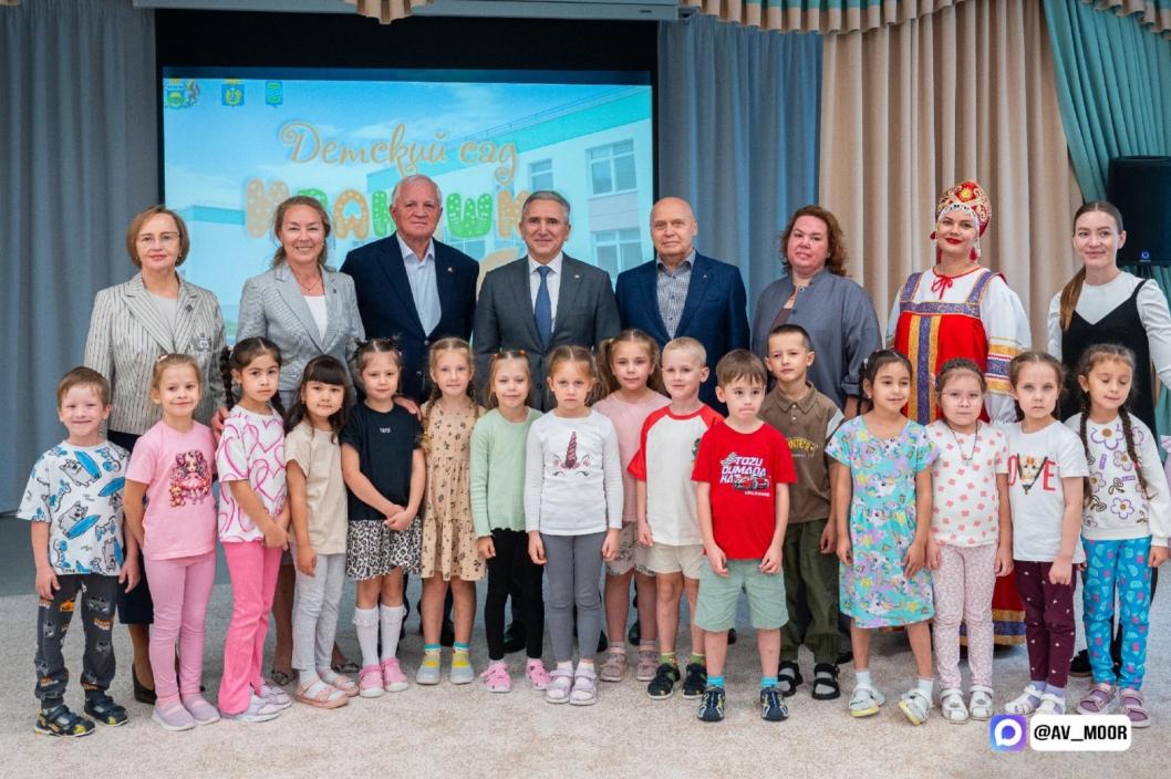 Фото из канала Александра Моора в МАКС, автор неизвестен