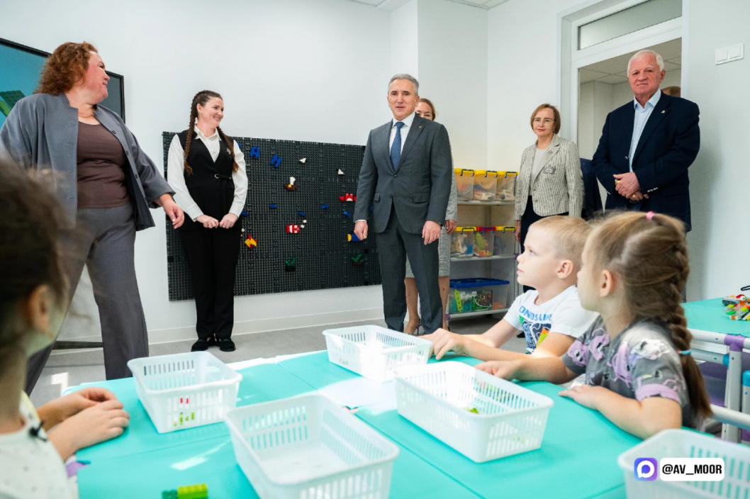 Фото из канала Александра Моора в МАКС, автор неизвестен