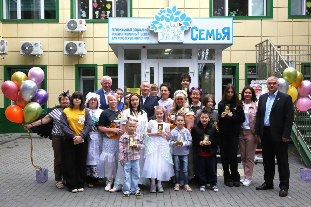 Фото из канала Фуата Сайфитдинова в МАКС, автор неизвестен 