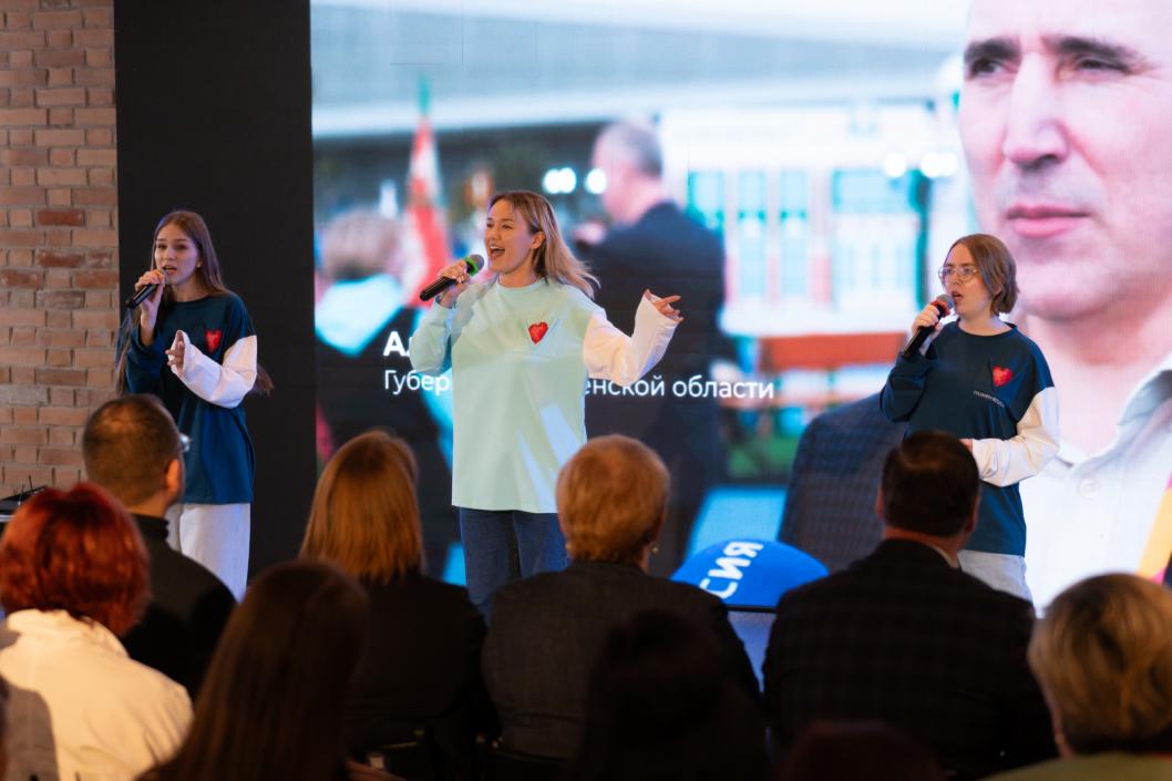 Фото Сергея Мжельского