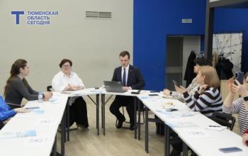 Тюменцам назвали способ защиты зарплатных карт от мошенников