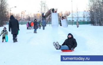 Как оказать первую помощь при падении с тюбинга, рассказали тюменские врачи