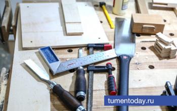 Порядка 230 вакансий предлагают тюменские предприятия ветеранам СВО