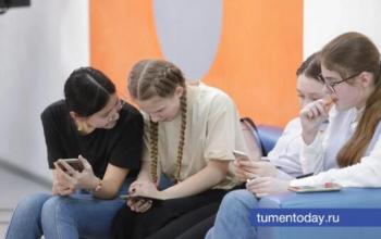 Несовершеннолетним тюменцам теперь нужен загранпаспорт для выезда заграницу