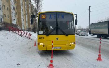 В Тюмени школьный автобус проехал ребенку по ноге