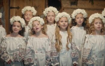 В Тюмени детский ансамбль выпустил клип на песню о России