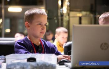 Школьники Тюменской области могут получить дополнительные 10 баллов к ЕГЭ