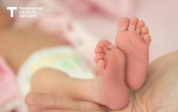 Фельдшер скорой помощи приняла роды у соседки в садовом товариществе Тюмени