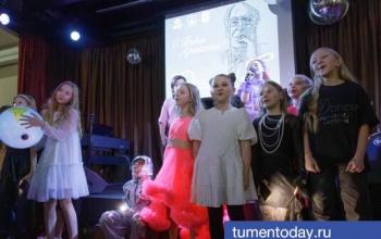 В Арт-кафе Тюменского драматического театра отметили День артиста