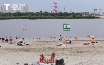 В Тюмени открылся муниципальный пляж на озере Круглом