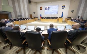 От питания в школах до субсидий бизнесу: в Тюмени продолжают помогать участникам СВО