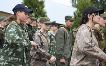 Ямальские подростки приехали в Тюмень на военные сборы