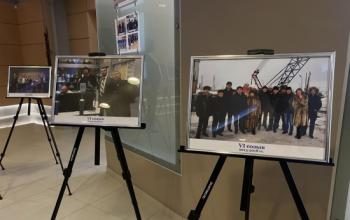 В администрации Тюмени открылась фотовыставка, посвященная 30-летию городской Думы