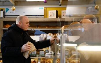 Организации и ИП в сфере общепита могут освободить от НДС до 31 декабря