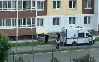 В Тюмени ребёнок выпал из окна многоэтажки на Лесобазе