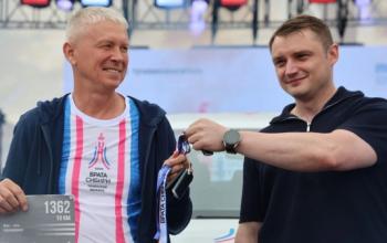 Тюменец выиграл автомобиль на марафоне «Врата Сибири»