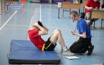 Трамплин в профессию: тюменские студенты соревнуются в мастерстве на чемпионате «Абилимпикс»