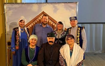 Режиссер Сергей Политов ставит в Больших Акиярах спектакли для местных жителей