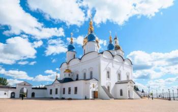 Первый каменный храм Сибири отмечает 340-летие: история Софийско-Успенского собора