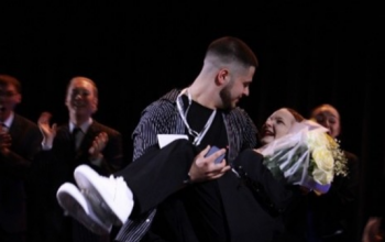 Аплодисменты вместо слов: на Студвесне в Тюмени случилось то, чего никто не ждал