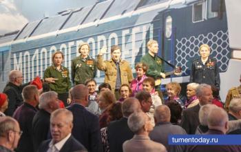 Никуда из сердца комсомол не делся: под Тюменью открылся музей ВЛКСМ