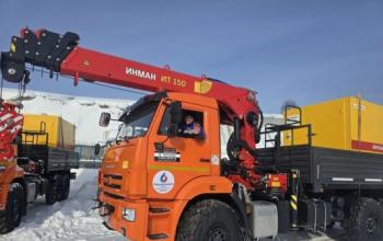 «Росводоканал» отправил в округа шесть кранов-манипуляторов для борьбы с замерзшими сетями