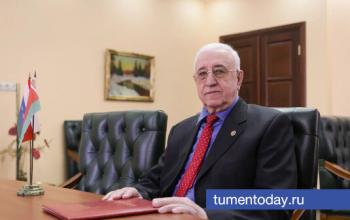 «Спешу быть человеком»: почетный консул Беларуси в Тюмени Владимир Шугля о корнях, помощи людям и поэзии