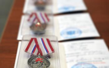 Работники АО «Транснефть – Сибирь» награждены медалями «Волонтеру России»