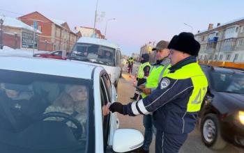 В Тюменском округе на рейде задержали двух водителей без прав