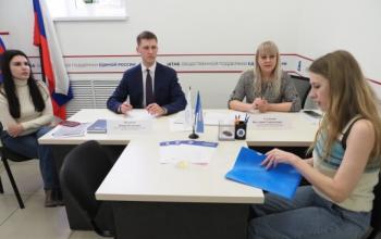 Зеленые насаждения, канализация и льготы: итоги приема тюменцев в «Школе ЖКХ»