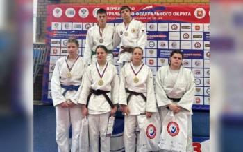 Тюменские спортсмены завоевали 12 наград на первенстве УрФО по дзюдо