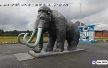 Александр Моор поздравил тюменцев с Днем местного самоуправления