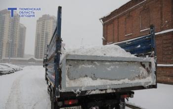 В Тюмени готовятся к паводку: проверяют дамбы, вывозят снег