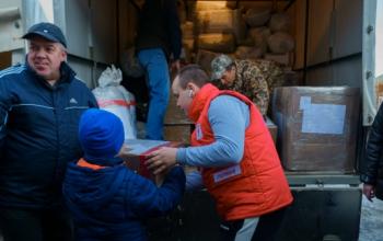 Жители Нижнетавдинского округа отправили 74-ю партию гуманитарного груза для бойцов СВО