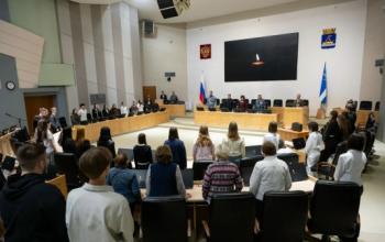 В Тюменской городской Думе открыли фотовыставку к 35-летию ОМОН «Вепрь»