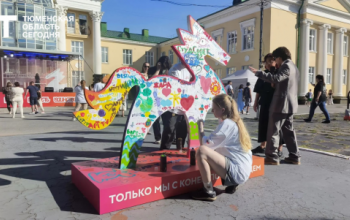 Тюменцы создают арт-объект «Конь-огонь» на Дне молодёжи