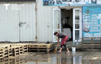 «Никто не закрылся»: как предприниматели Барабинского рынка в Тюмени пережили большую воду