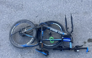 12-летний велосипедист пострадал под колесами авто во дворе жилого дома в Тюмени