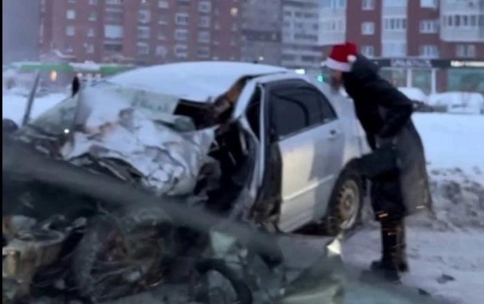 Фото сообщества «ДТП Тюмень: ЧП, ЧС и другие инциденты на дорогах» в социальной сети «ВКонтакте»
