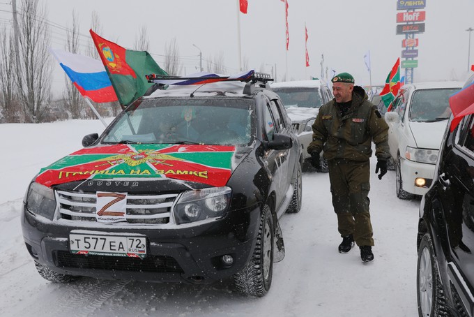 В Тюмени провели автопробег в поддержку российской армии