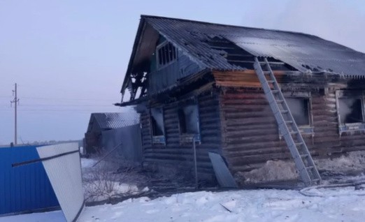 При пожаре в частном доме в Тюменской области сгорел мужчина
