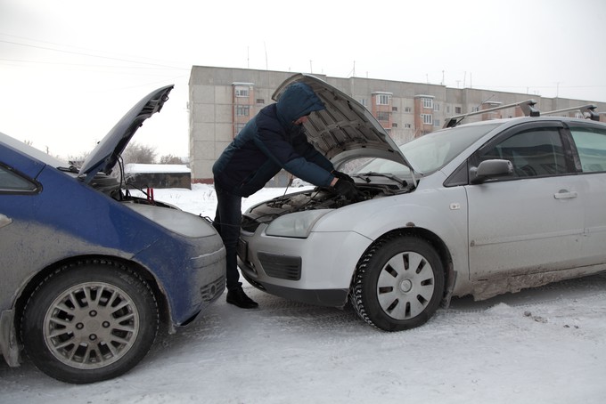 Как правильно заводить автомобиль в морозы: советы экспертов