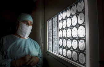 Новость Тюмени: Тюменские нейрохирурги проводят уникальные операции