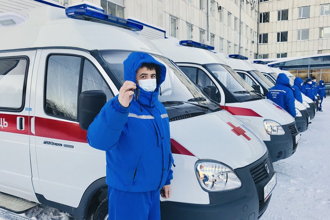 В больнице Тобольска обновили парк автотранспорта скорой помощи 