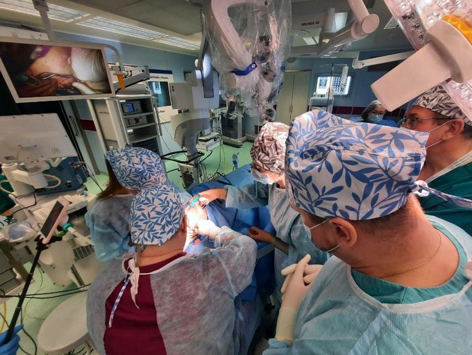 Тюменские врачи восстановили пациенту лицо
