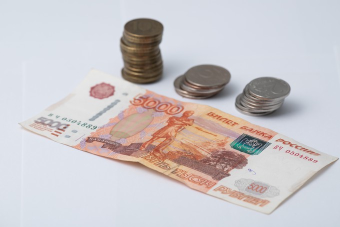 Тюменцам предлагают подработку на полдня с зарплатой до 85 тысяч рублей 