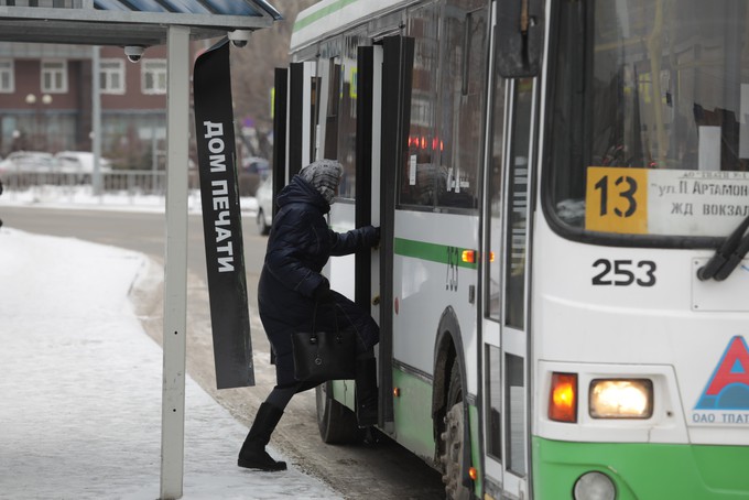 В автобусе заблокировали банковскую карту: что делать тюменцу